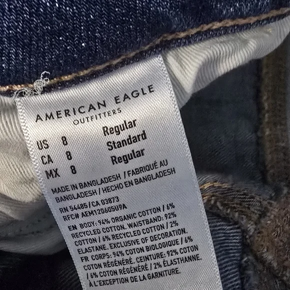 AE Dreamy Drape Strigid Low-Rise Ultra Wide-Leg Jean - Picture 6 of 10